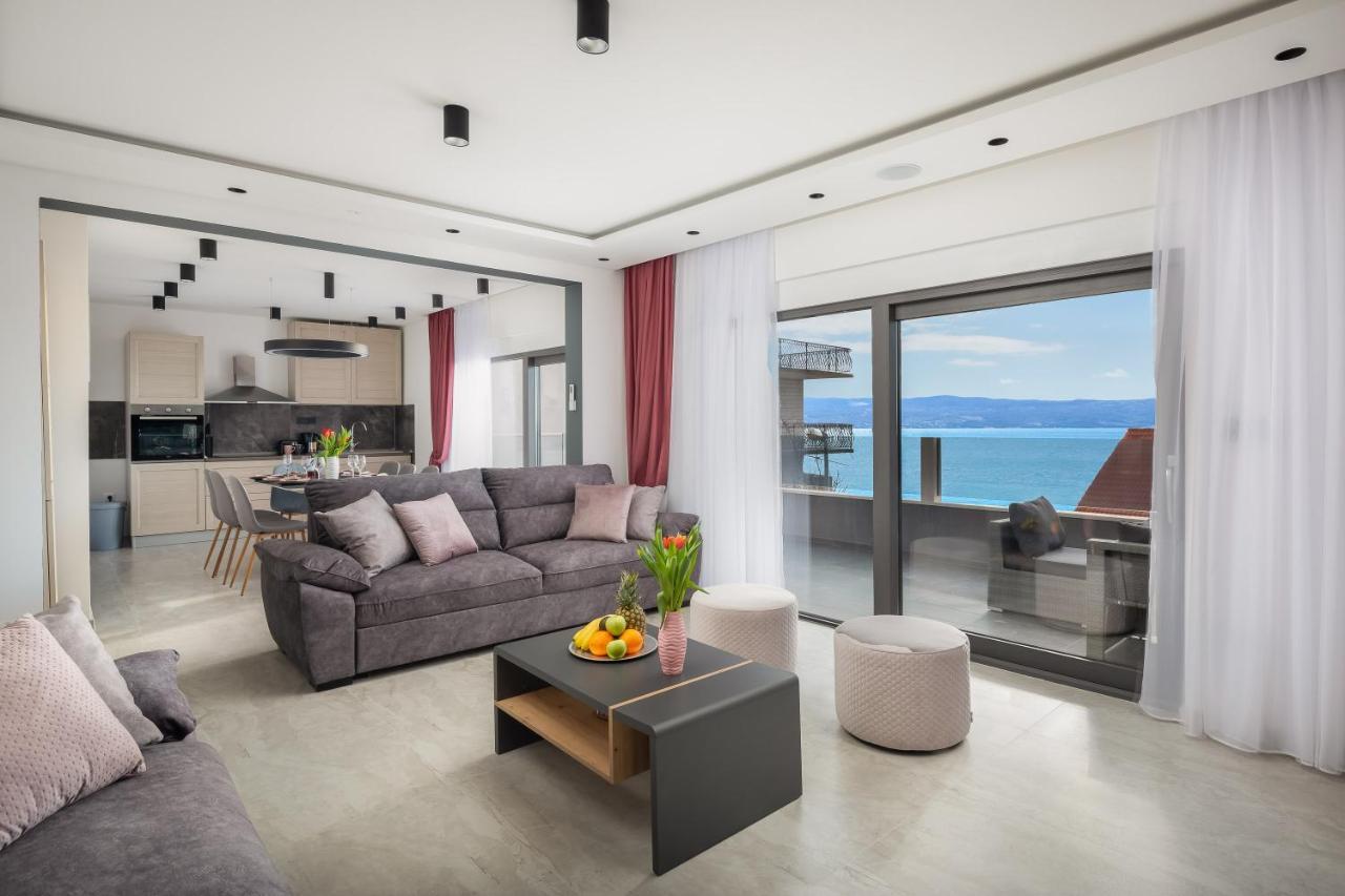 Luxury Apartment Lorena - Private Heated Pool - Jesenice  Dış mekan fotoğraf