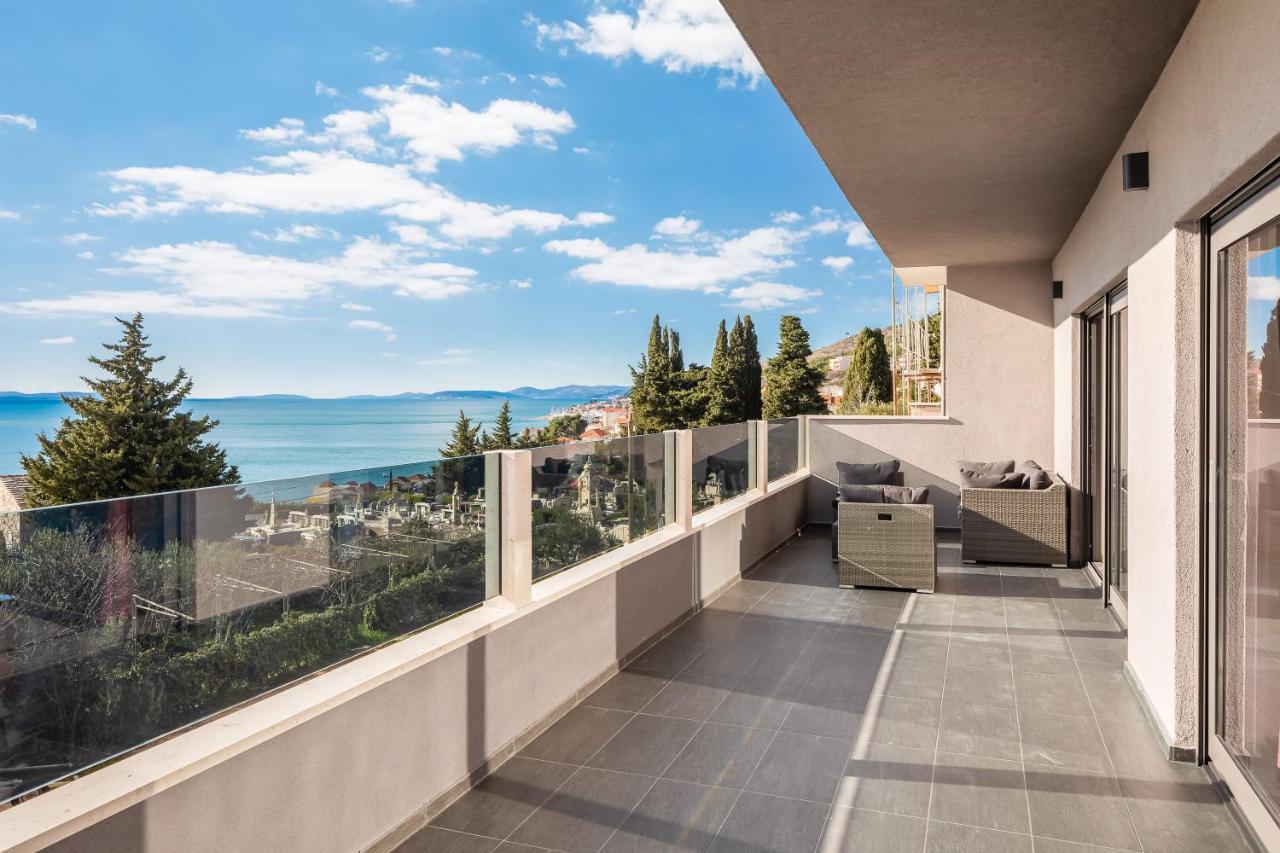 Luxury Apartment Lorena - Private Heated Pool - Jesenice  Dış mekan fotoğraf