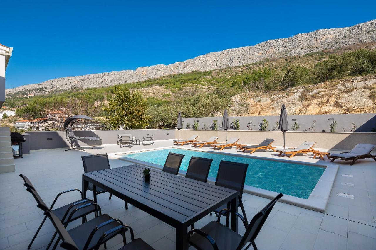Luxury Apartment Lorena - Private Heated Pool - Jesenice  Dış mekan fotoğraf