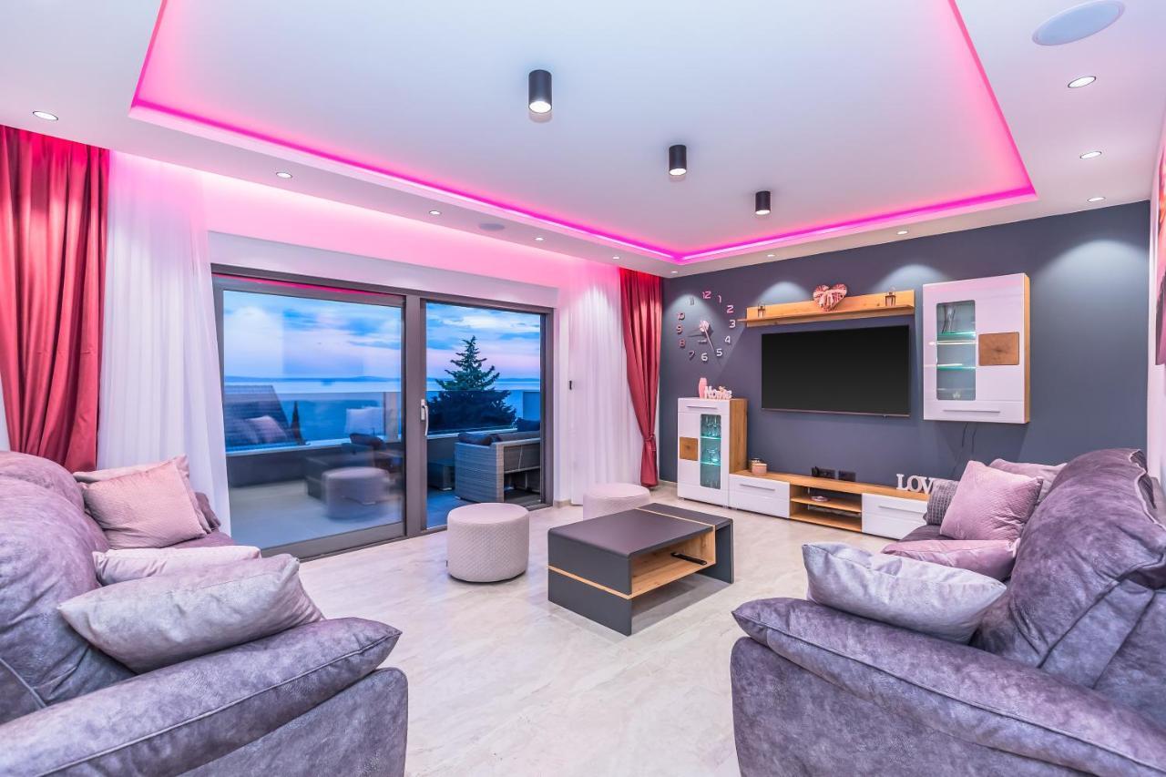 Luxury Apartment Lorena - Private Heated Pool - Jesenice  Dış mekan fotoğraf