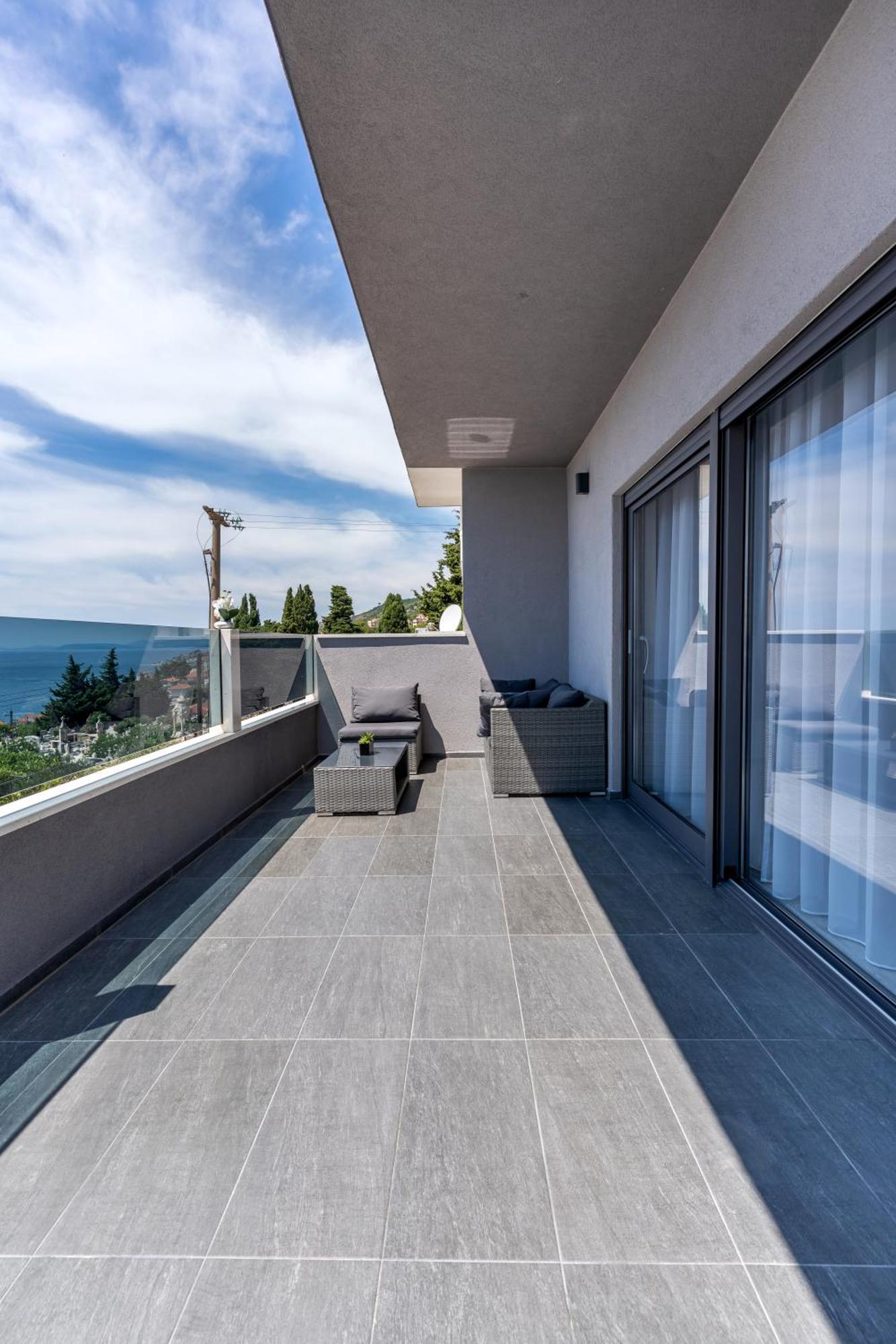 Luxury Apartment Lorena - Private Heated Pool - Jesenice  Dış mekan fotoğraf