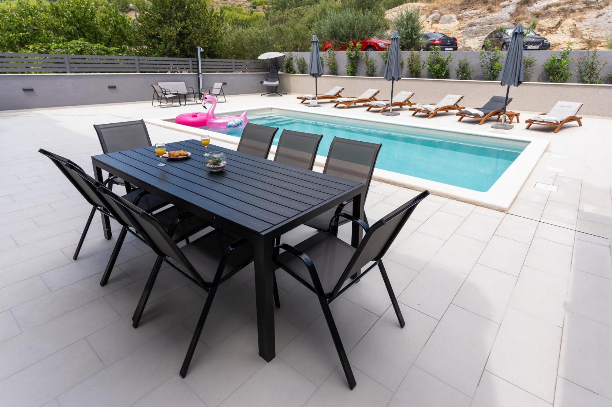 Luxury Apartment Lorena - Private Heated Pool - Jesenice  Dış mekan fotoğraf